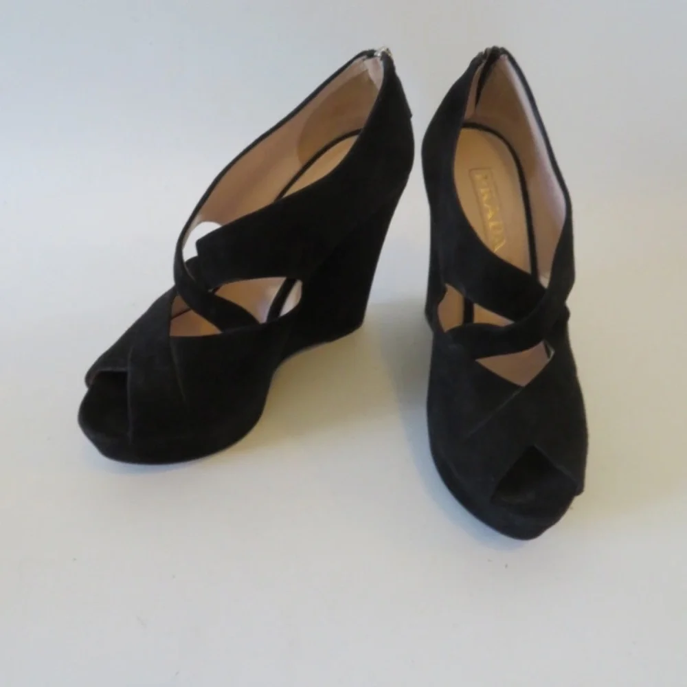 PRADA BLACK SUEDE OPEN TOE WEDGE SANDALS SIZE 37.5 - Picture 1 of 6